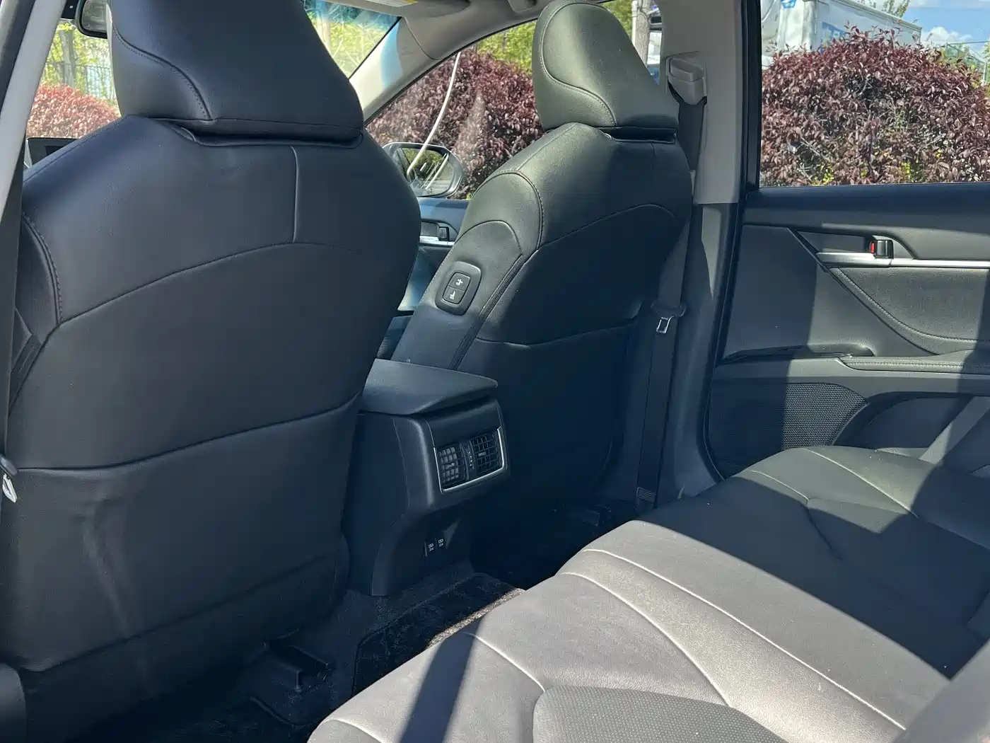 Toyota Camry 2021 2.5G Luxury Edition фото 10