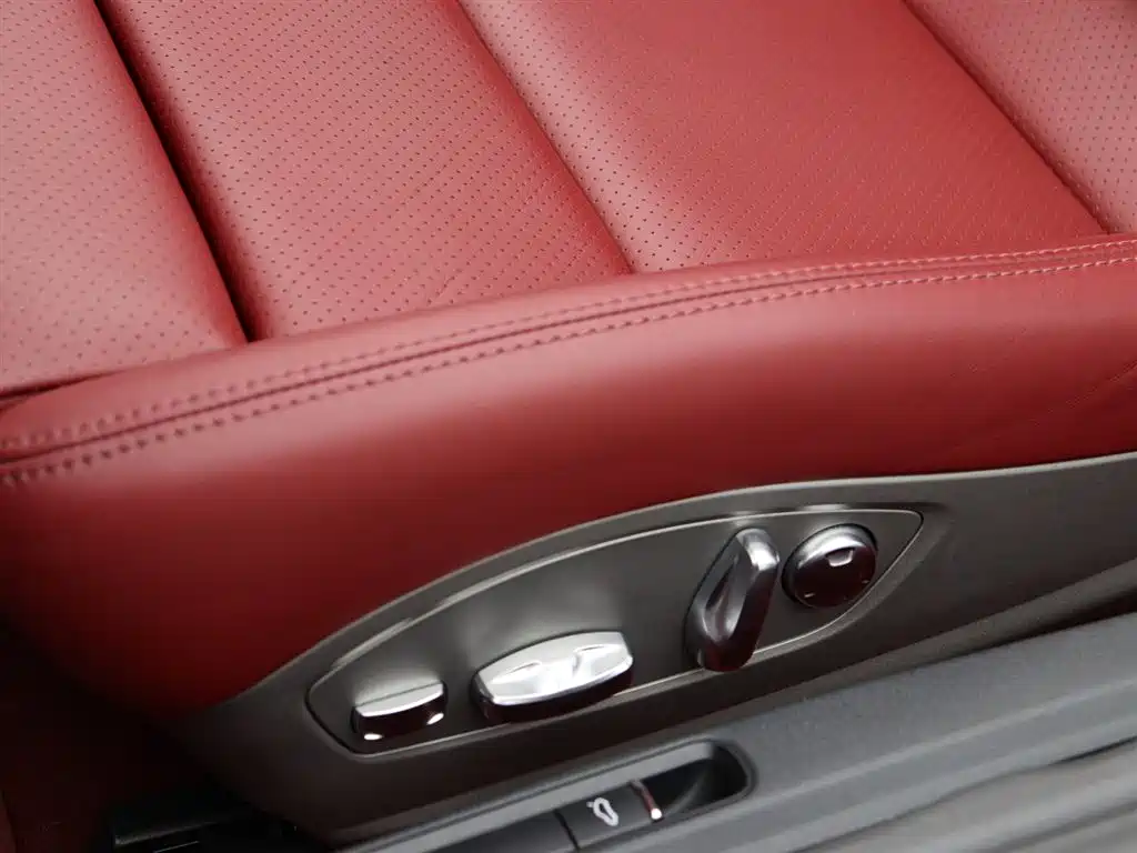 Porsche 718 2022 Boxster 2.0T фото 5