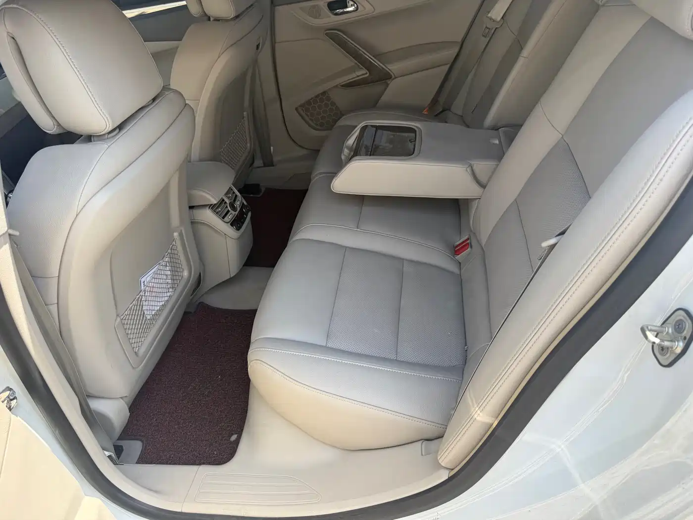 Peugeot 508 2012 2.3L Roland Garros Edition фото 12