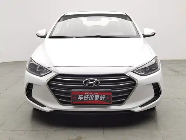 Hyundai Elantra 2016 Model 1.6L Automatic Smart Elite — фото 3