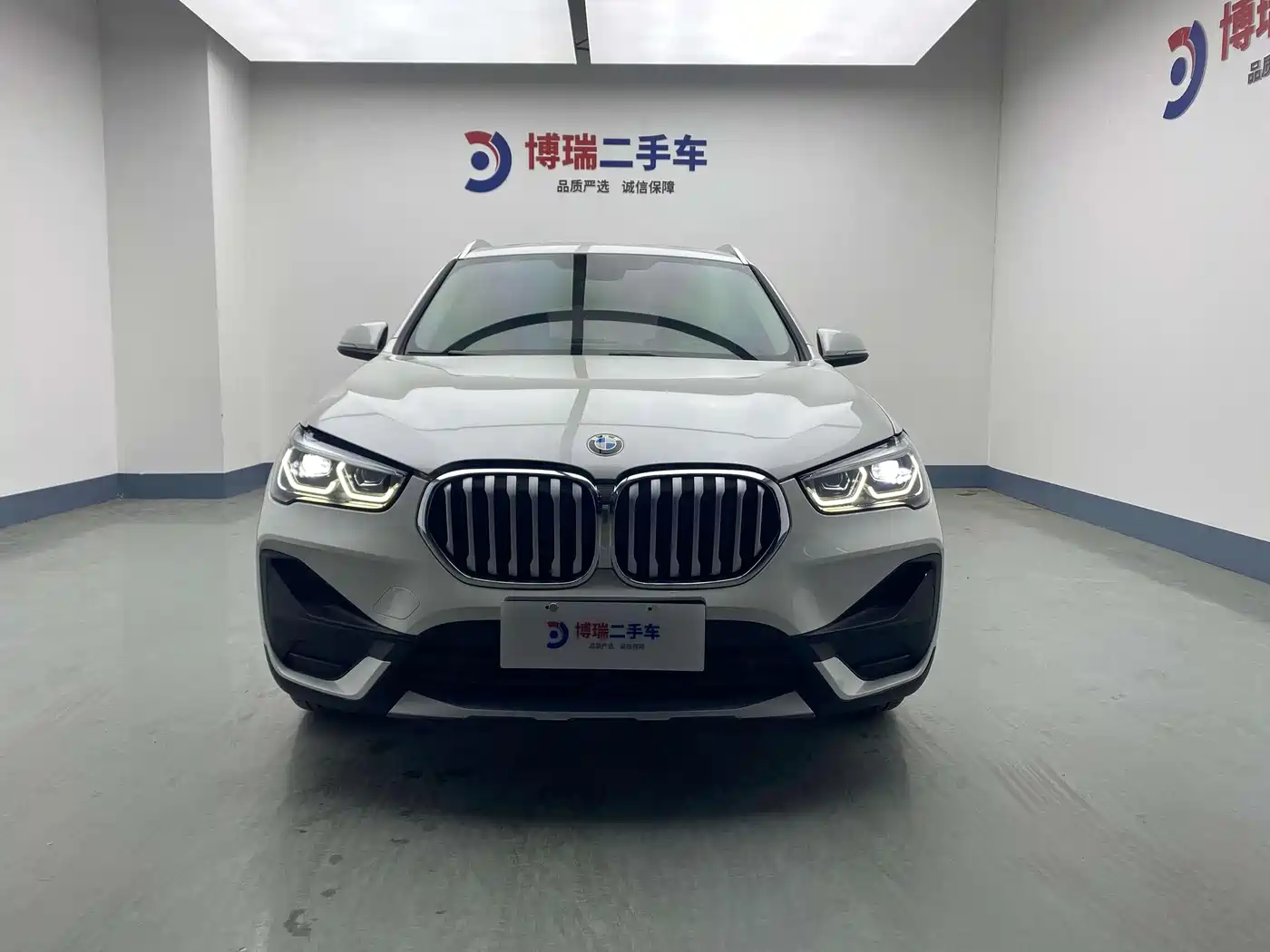 BMW X1 2021 sDrive20Li Fashion фото 12