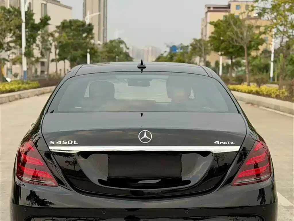 MERCEDES-BENZ S CLASS