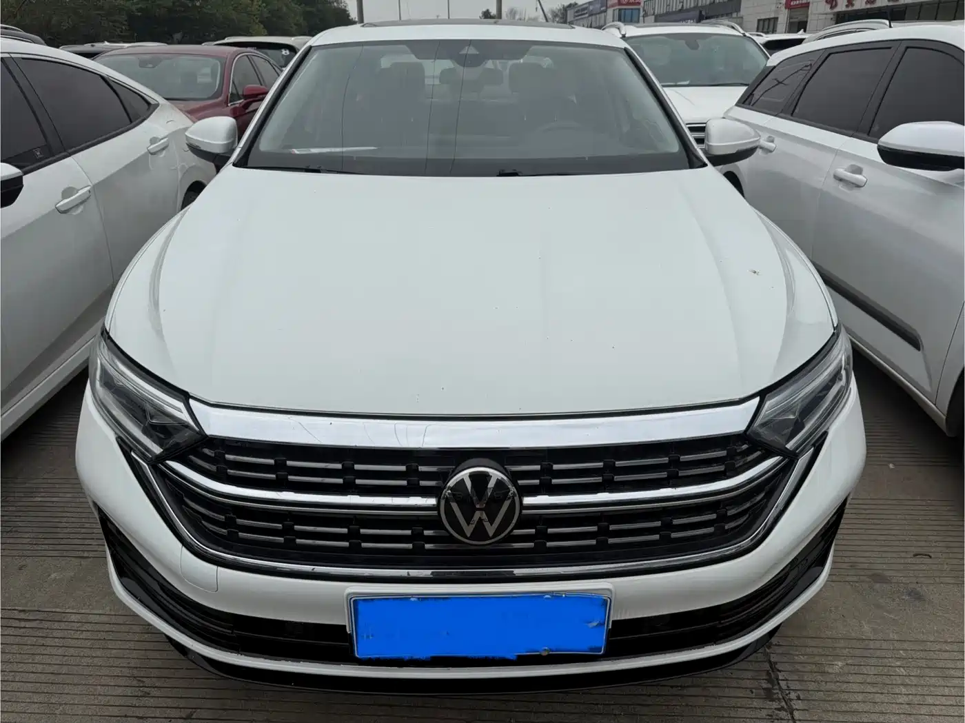 Volkswagen Sagitar 2023 Model Year 280TSI DSG Surpass Edition фото 2