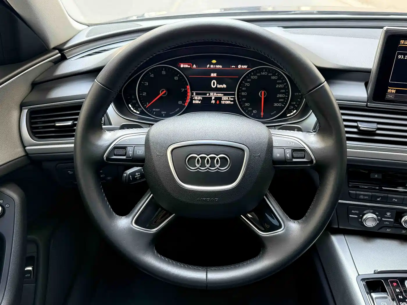 Audi A6L 2018 30th Anniversary 35 TFSI Fashion фото 6