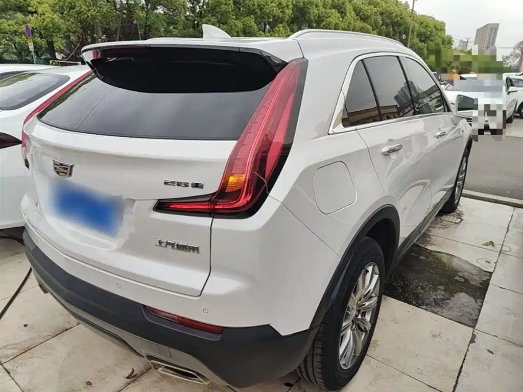 Cadillac XT4 2018 28T FWD Leading Edition фото 7