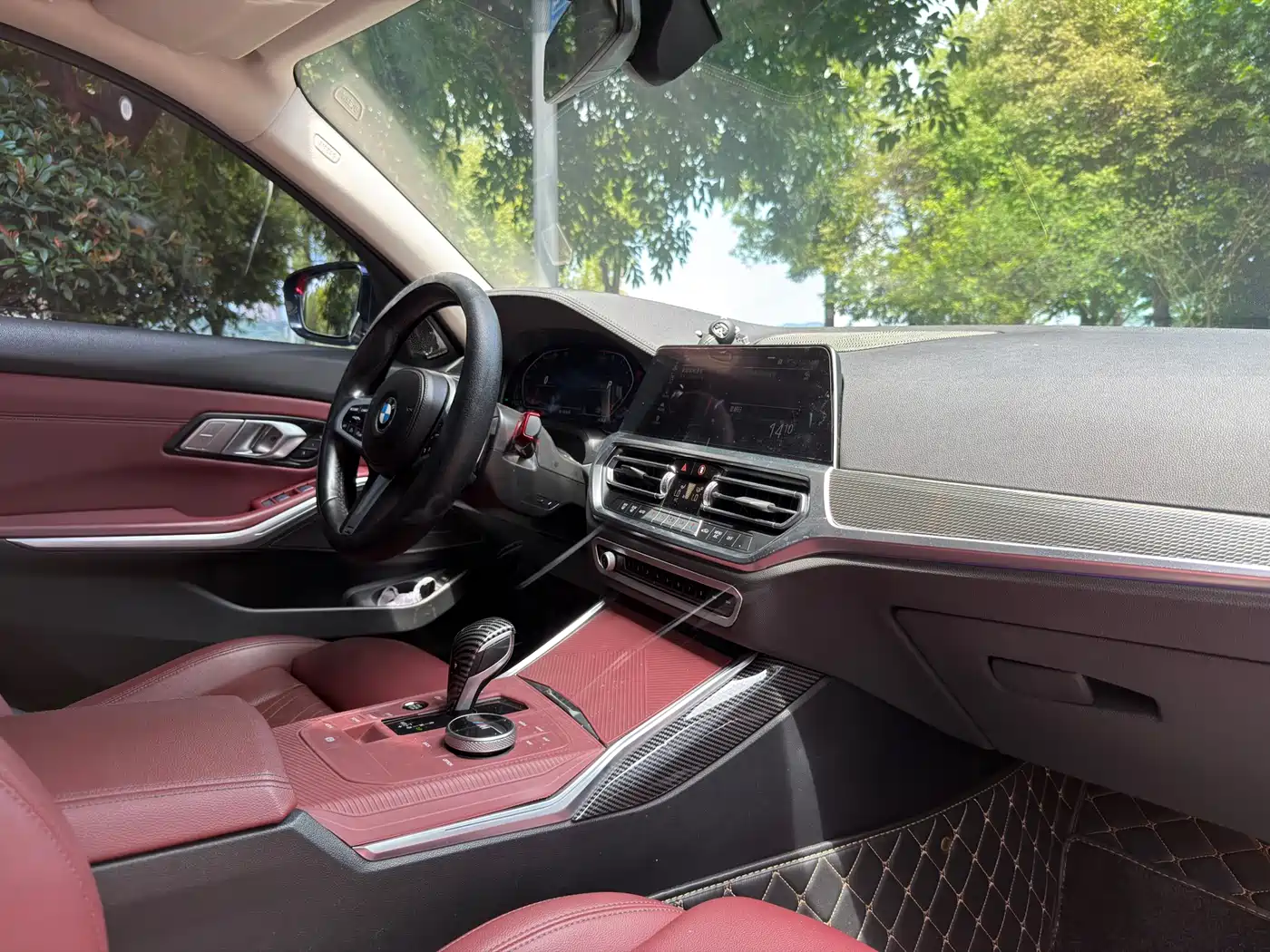 BMW 3 Series 2022 325Li M Sport Shadow Edition фото 15