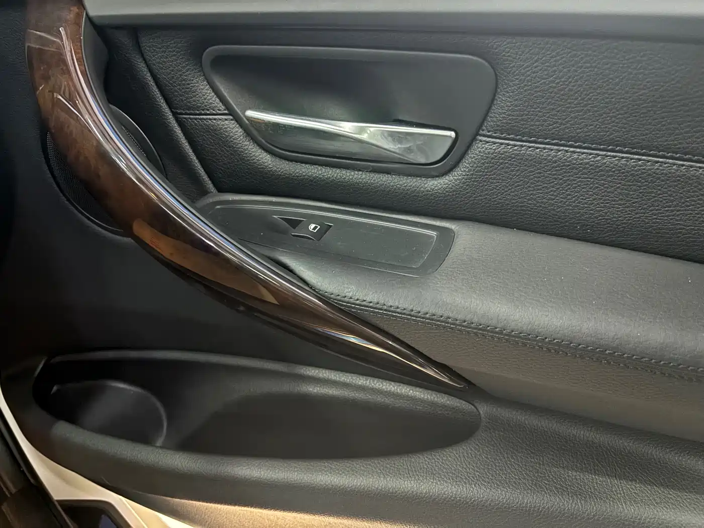 BMW 3 Series 2015 320Li Super Joy Luxury Design Package фото 8