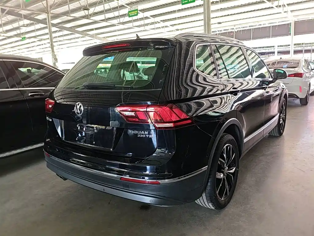 Volkswagen Tiguan L 2019 330TSI Auto 2WD Smart Luxury Edition China V фото 7