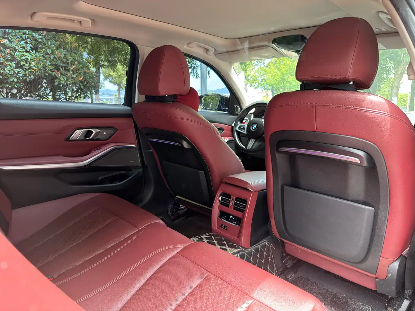 BMW 3 Series 2022 325Li M Sport Shadow Edition фото 14