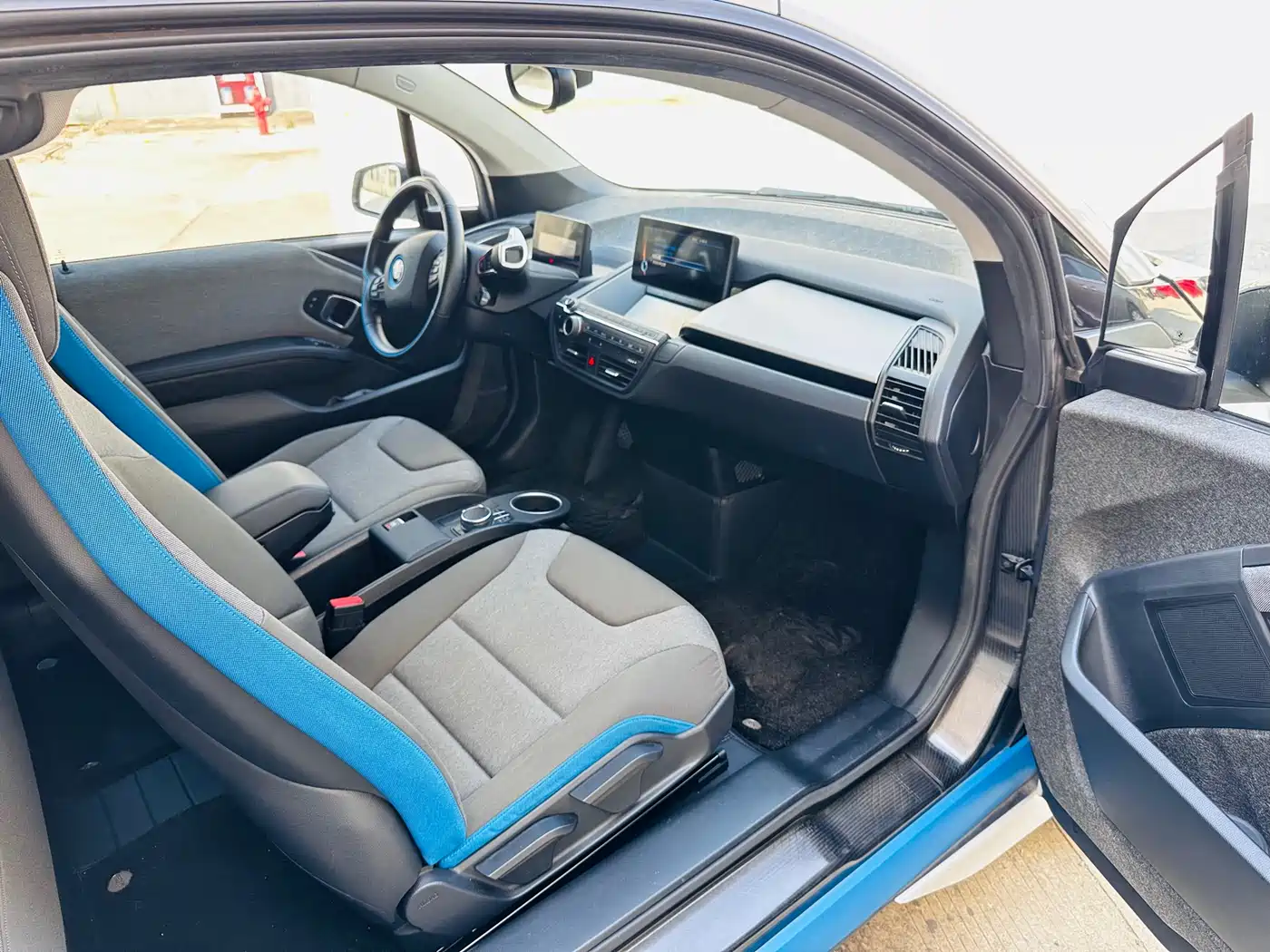 BMW i3 (Import) 2016 Upgraded Luxury Model фото 7
