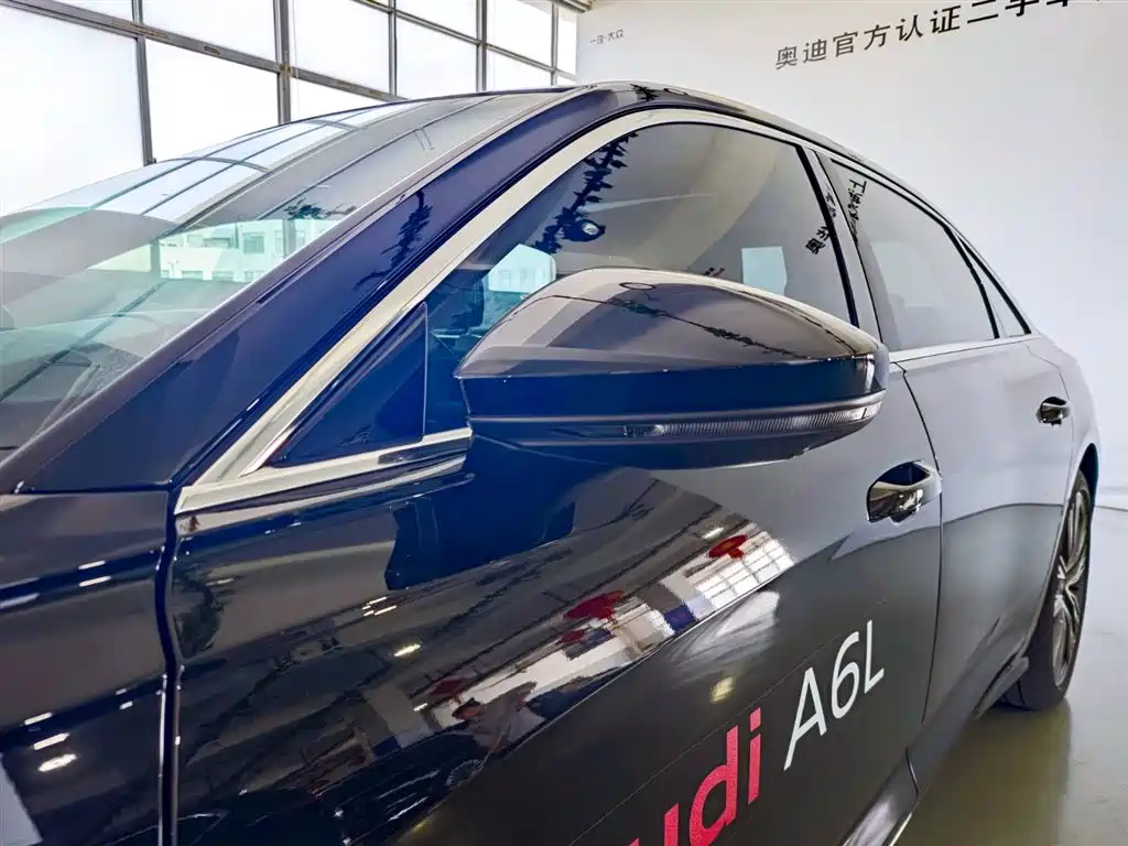 Audi A6L 2025 45 TFSI quattro Premium Sport фото 8