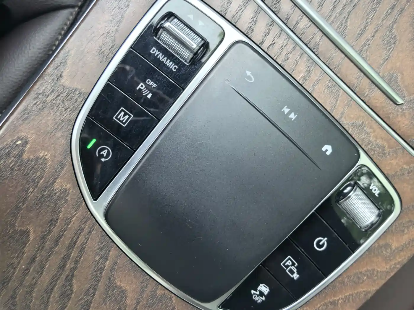 Mercedes-Benz GLC 2022 Facelift GLC 260 L 4MATIC Luxury Model фото 17
