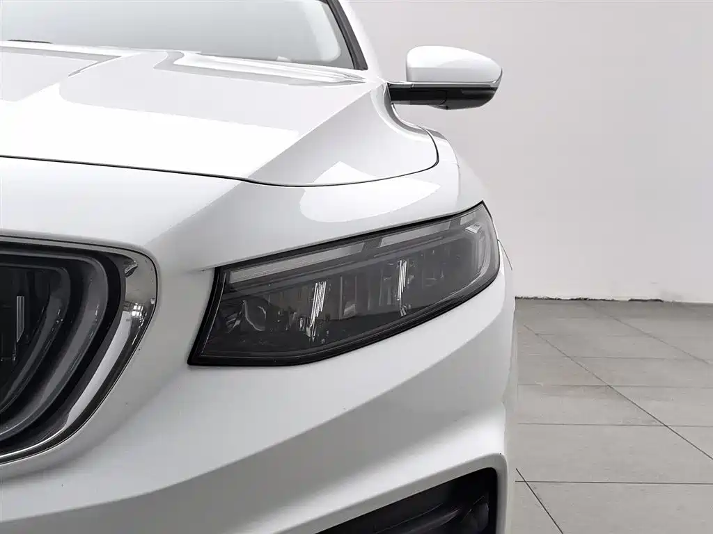 GEELY AUTOMOBILE XINGRUI