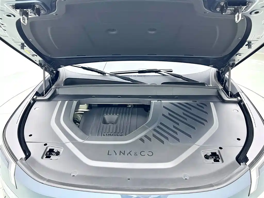 Lynk & Co 900 2025 2.0T Ultra фото 14