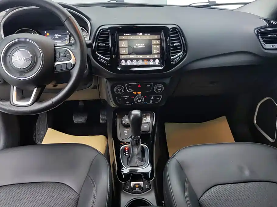 Jeep Compass 2020 2019 220T Automatic Family AWD