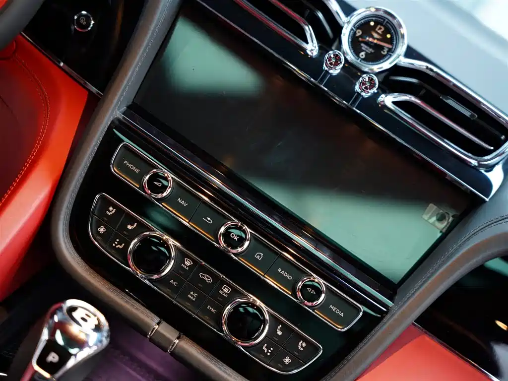 Bentley Bentayga Hybrid 2021 2021 3.0T PHEV