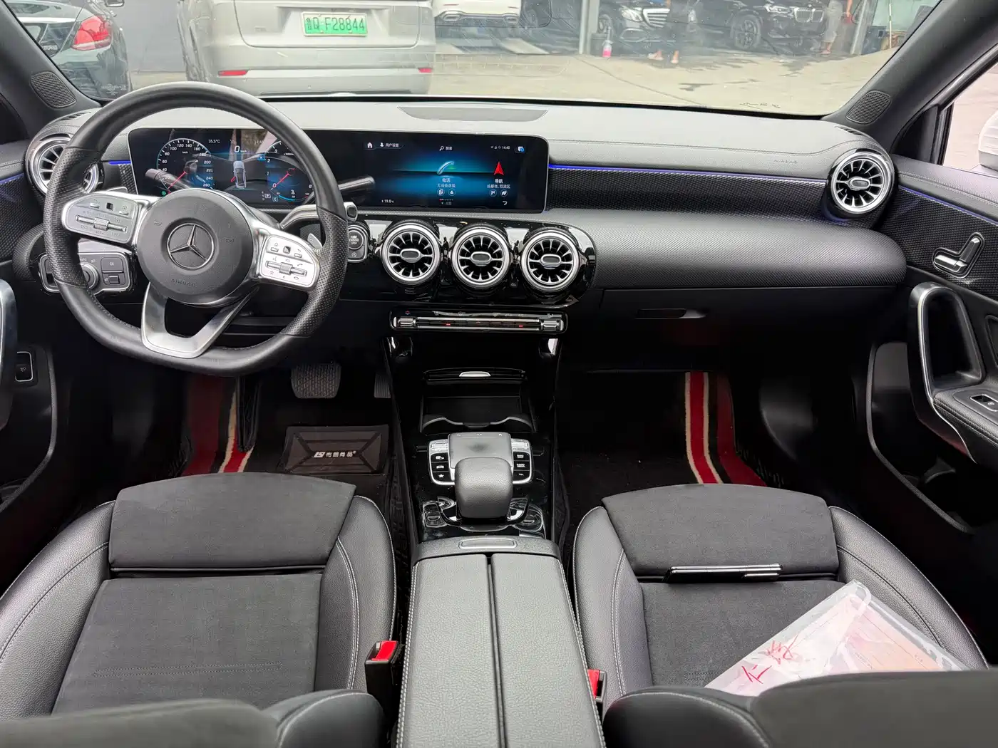 Mercedes-Benz A-Class 2019 A 200 L Sport Sedan фото 7