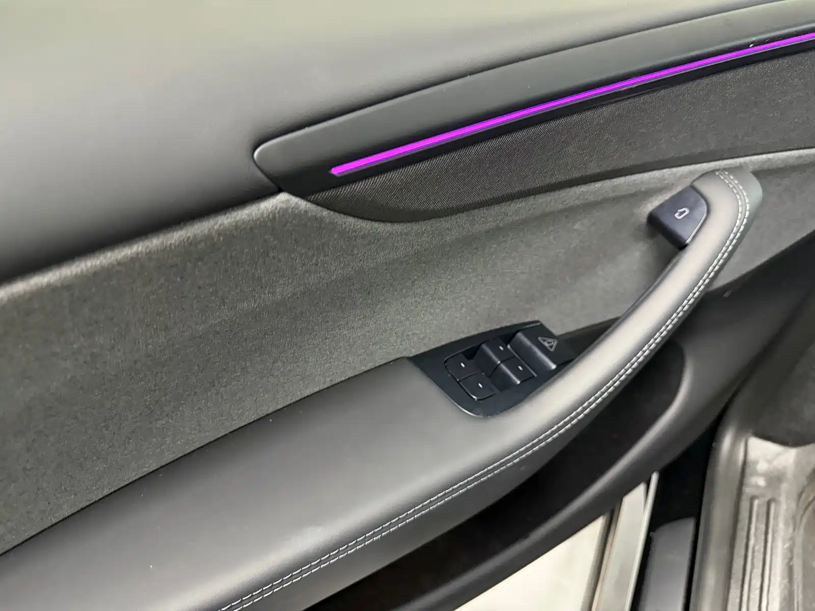 Фото 2 - Tesla Model Y