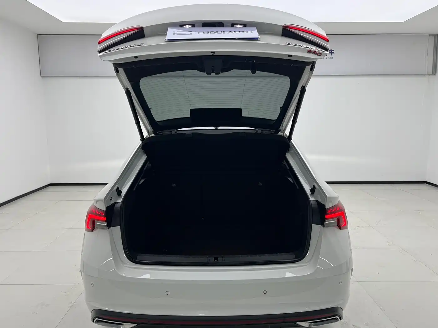 Škoda Octavia 2022 PRO TSI280 Premium Edition фото 13