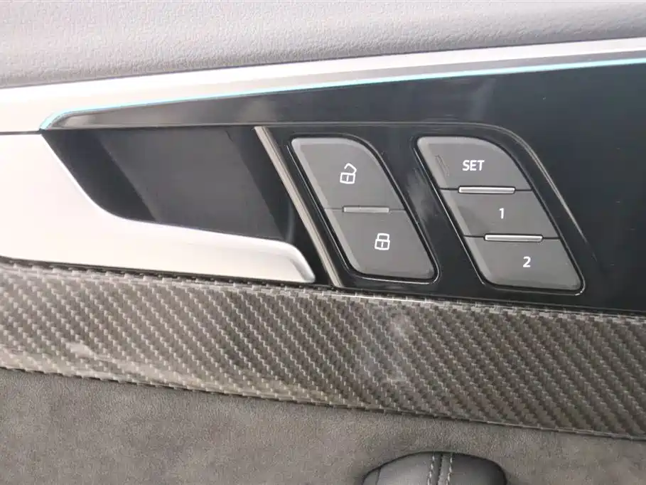 Audi A4L 2023 45 TFSI quattro Premium Sport фото 14