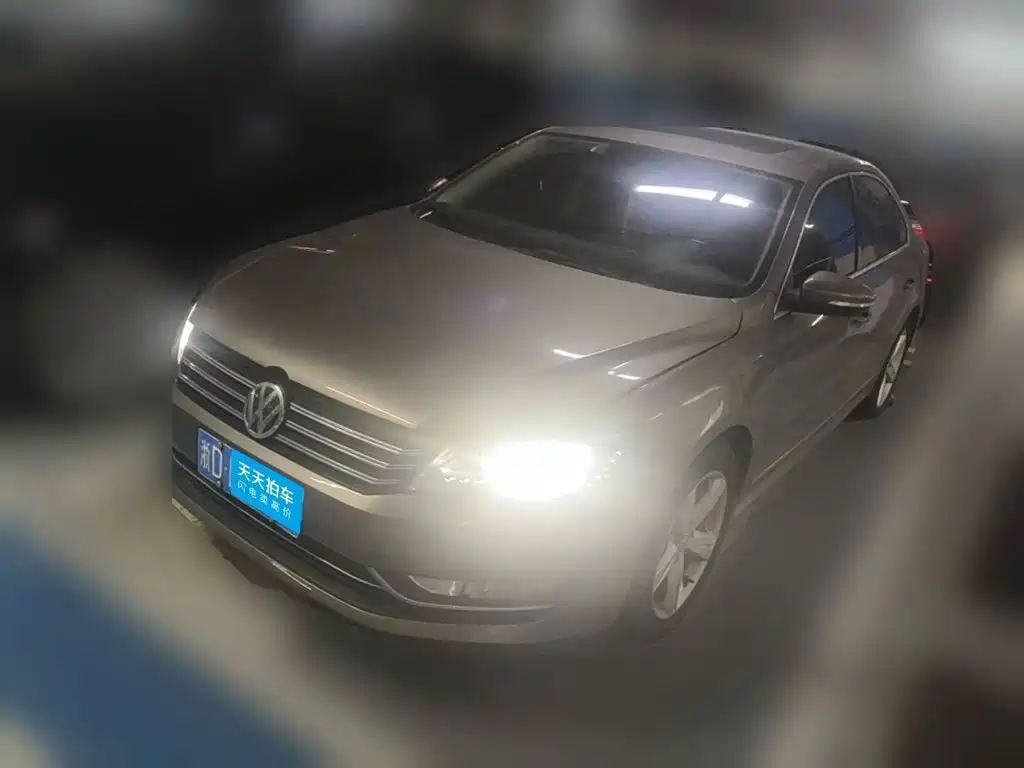Фото 1 - Volkswagen Passat