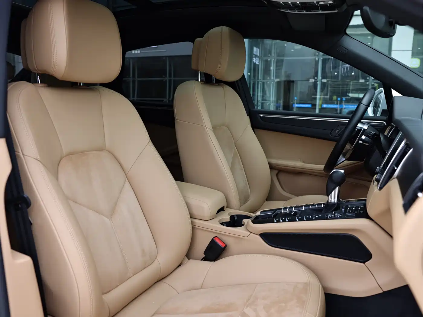Porsche Macan 2017 Macan 2.0T фото 18