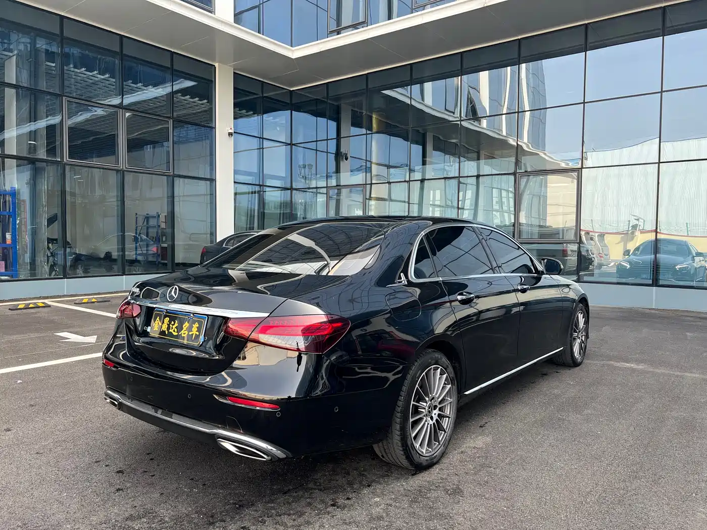 Mercedes-Benz E-Class 2021 Facelift E 260 L фото 9