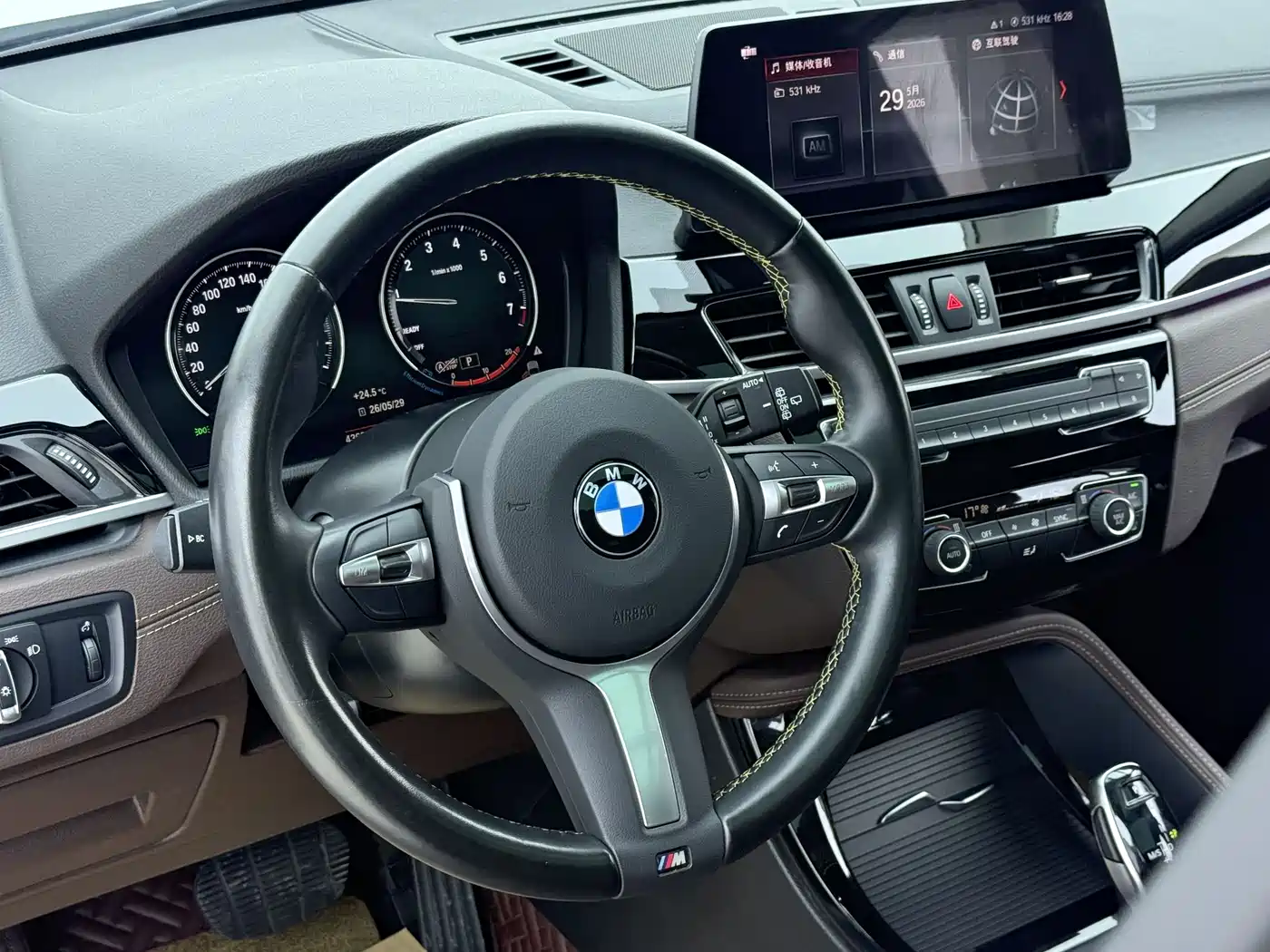 BMW X2 2023 sDrive25i M Sport Shadow Edition фото 6