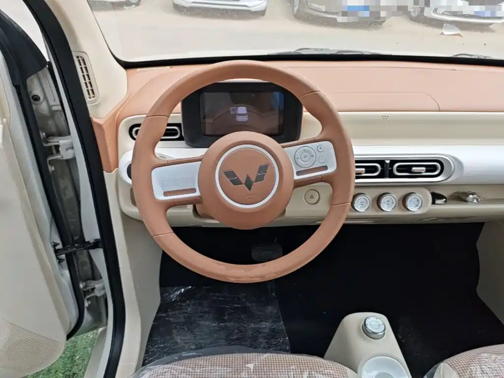 Wuling Motors Hongguang MINIEV 2026 2024 3rd Generation 215km Youth Edition