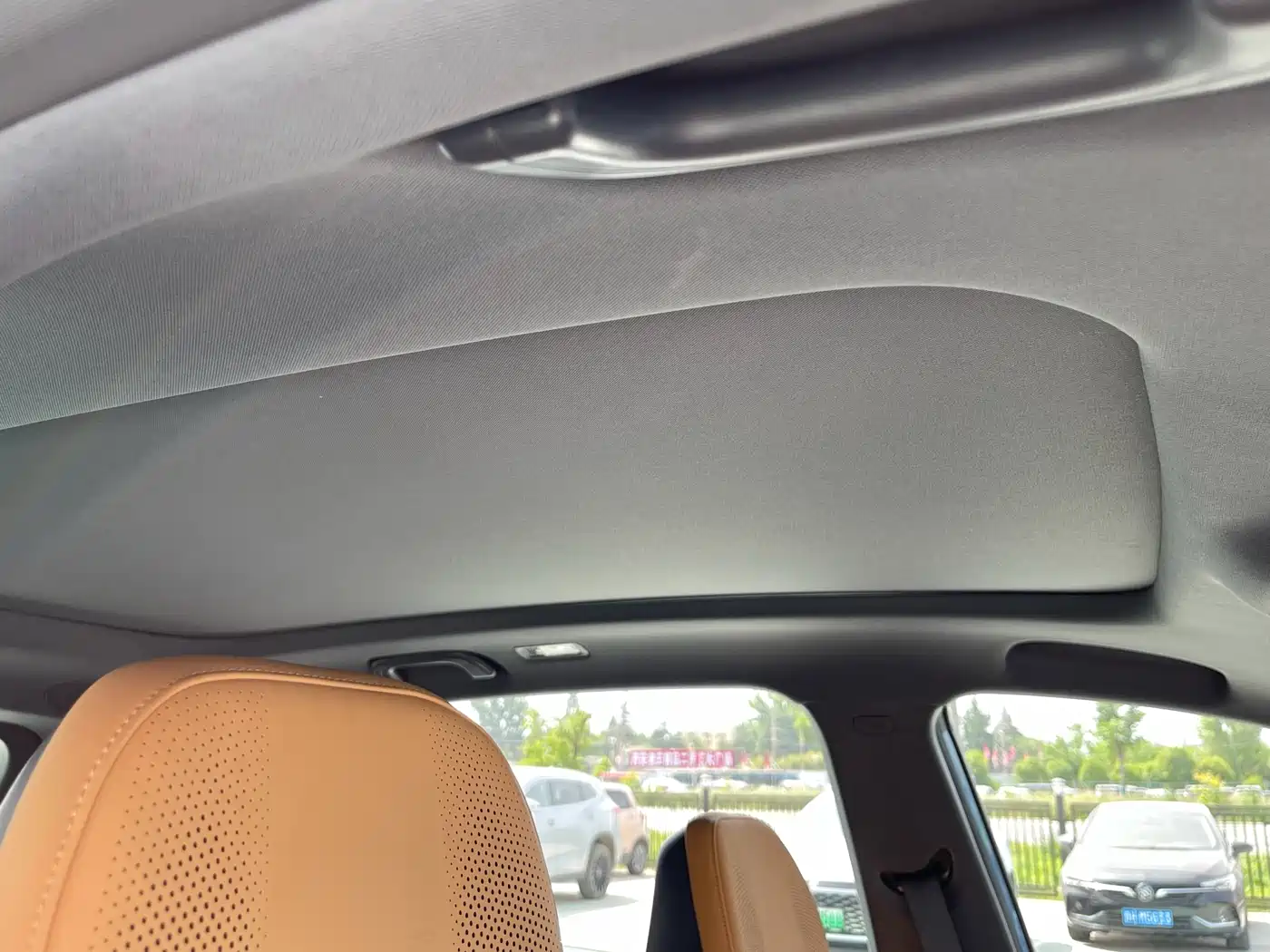 Geely Galaxy Galaxy Starship 7 EM-i 2025 120km Navigation Edition фото 12