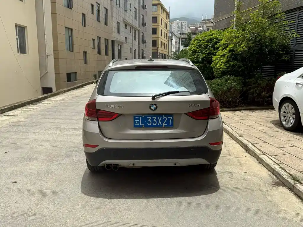 BMW X1 2012 2013 xDrive20i X Design Package
