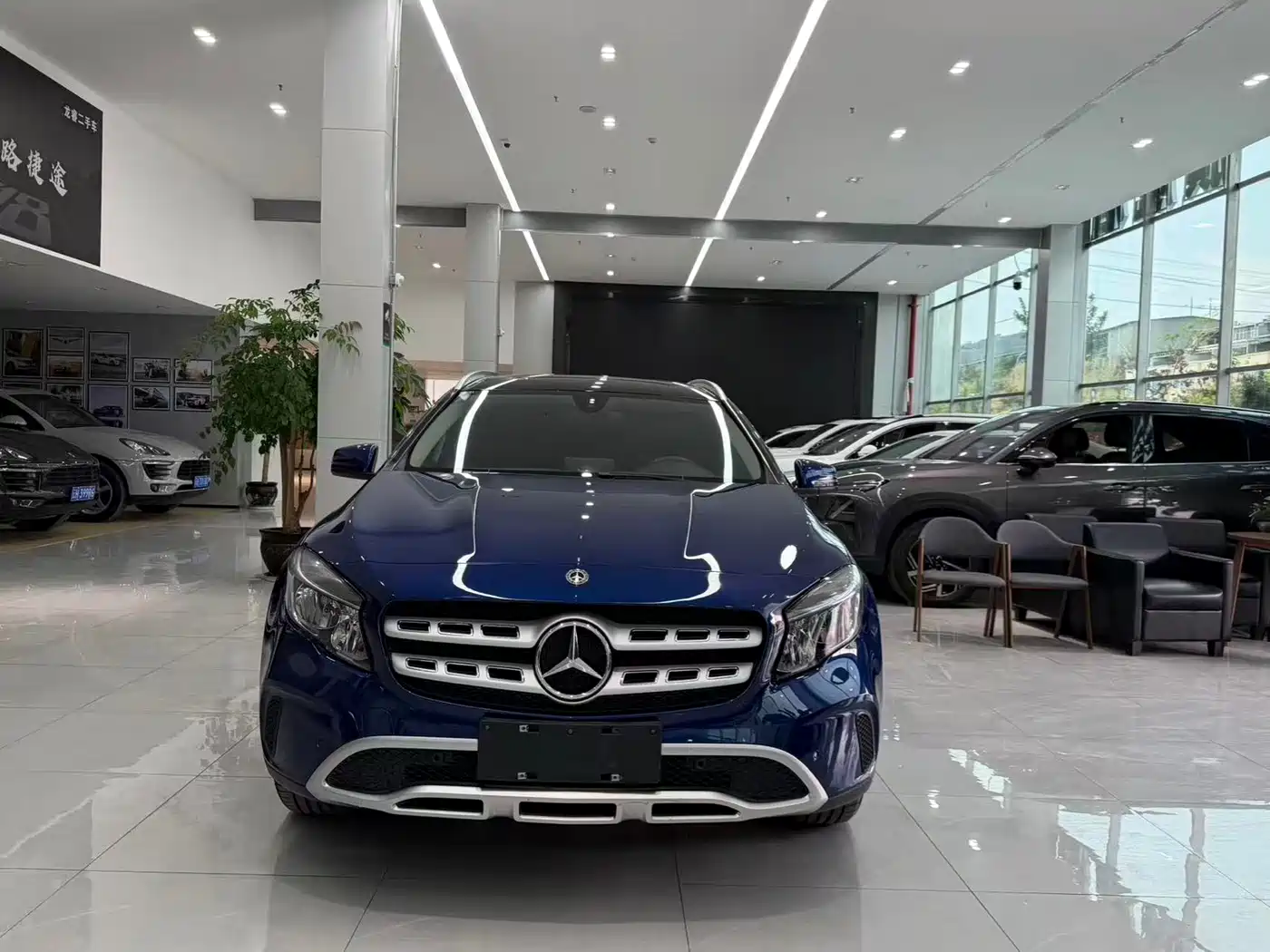 Mercedes-Benz GLA 2018 GLA 200 Dynamic фото 10