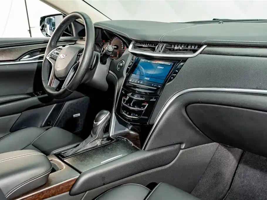Cadillac XTS 2018 28T Elite фото 17