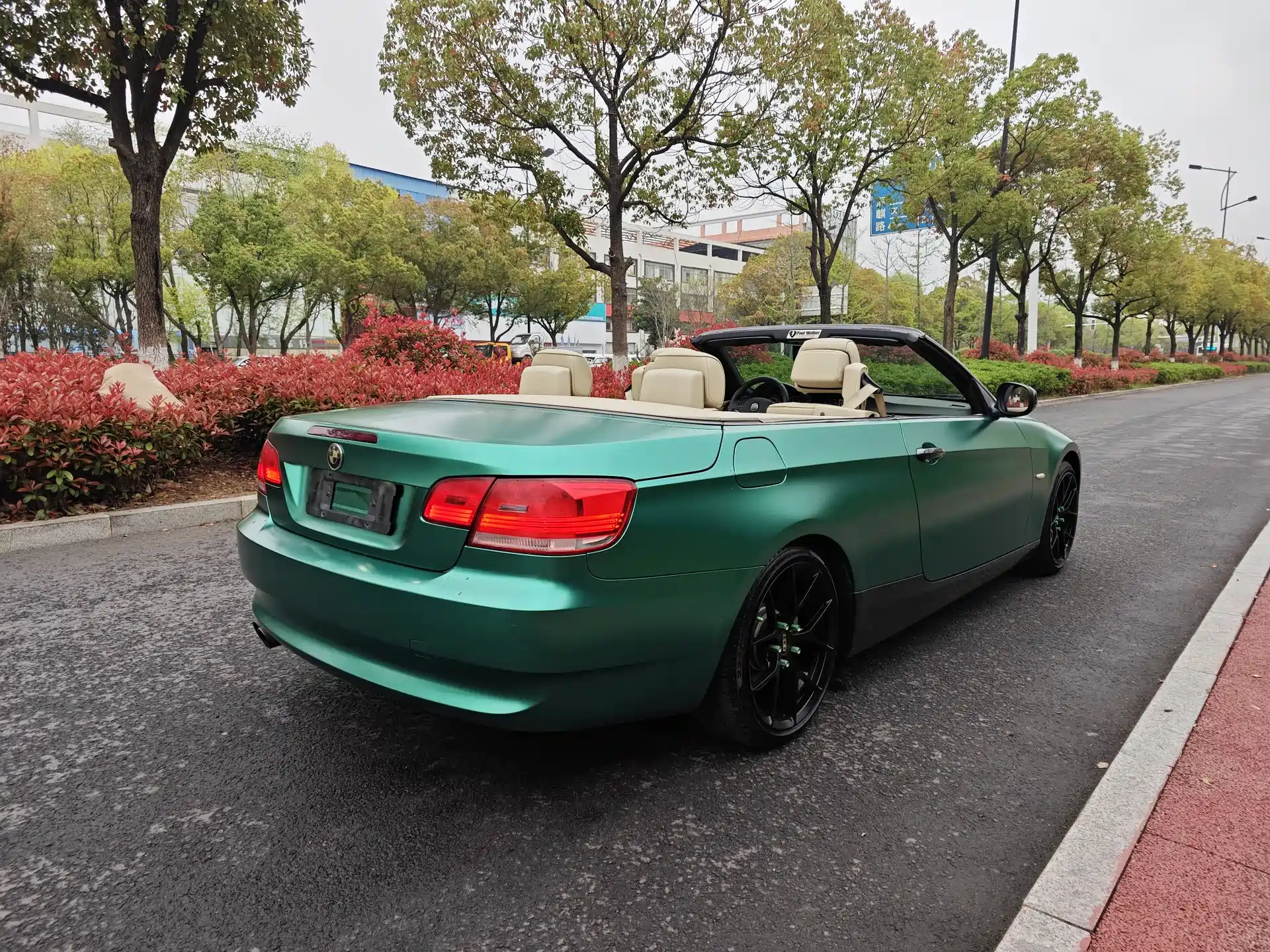 Photo 18 - BMW 3 Series (Import)