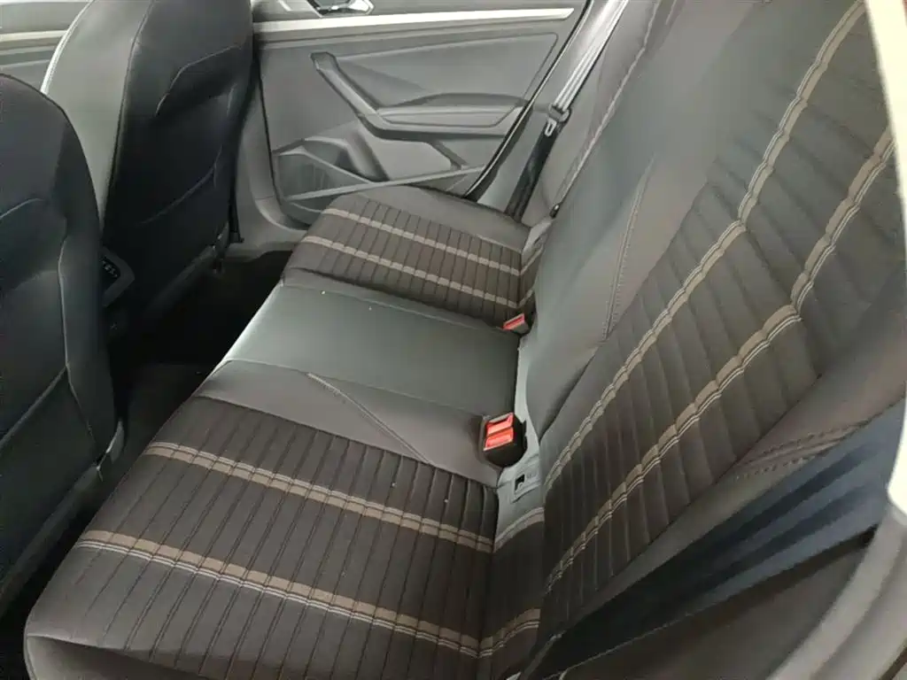 Volkswagen Lavida 2022 280TSI DSG Comfort Edition фото 17