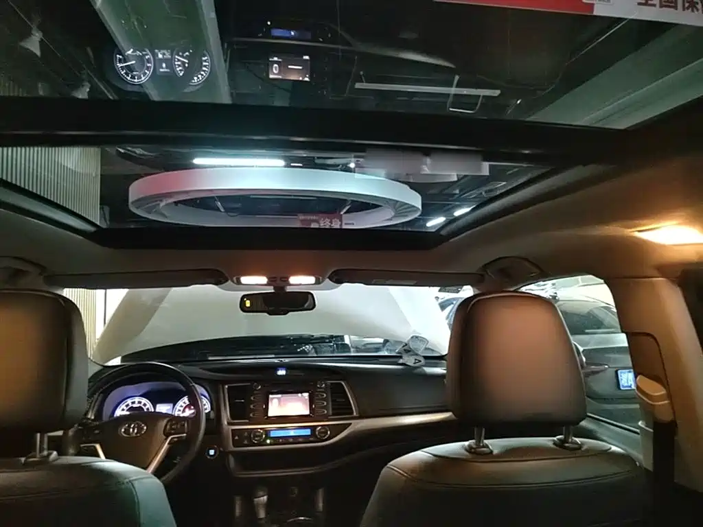 Toyota Highlander 2015 2.0T AWD Luxury Edition 7-seater фото 18