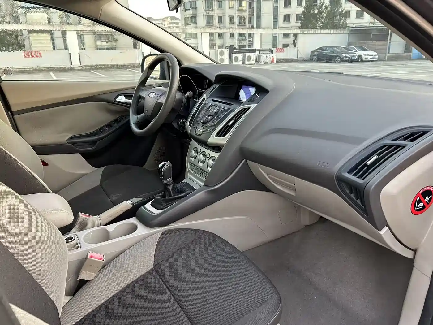Ford Focus 2012 2012 Sedan 1.6L Manual Comfort