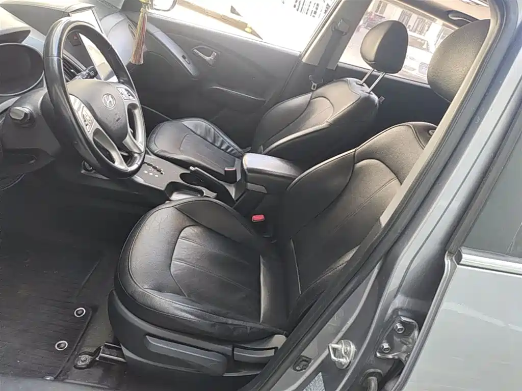 Hyundai Beijing Hyundai ix35 2015 2.0L Automatic 2WD Smart China V фото 15