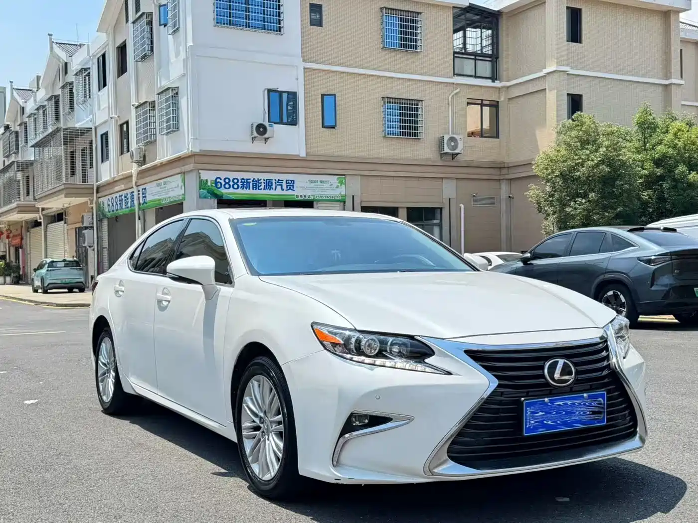 Lexus ES 2015 200 Elite Edition фото 3