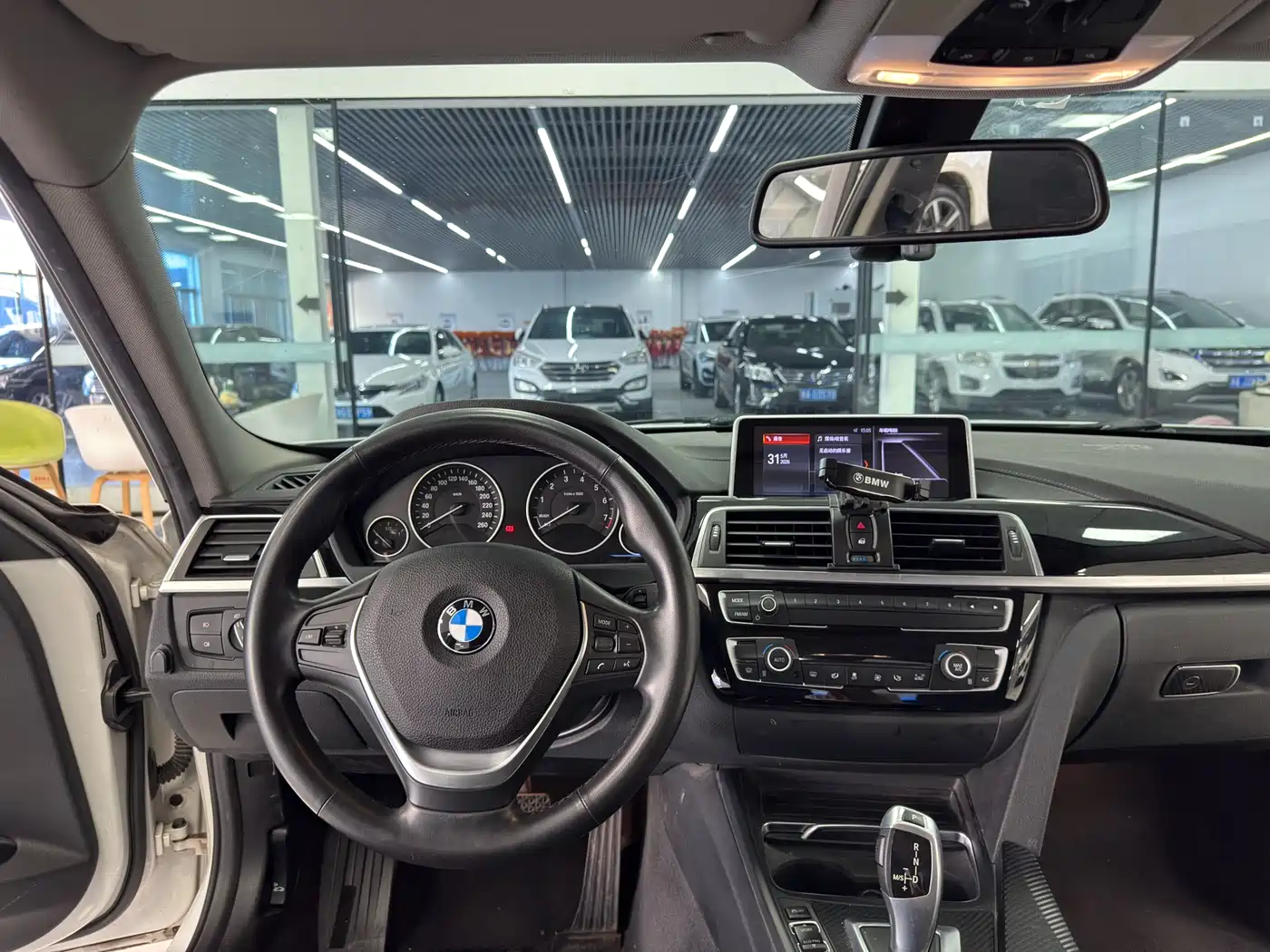 BMW 3 Series 2018 320Li Fashion Style фото 13