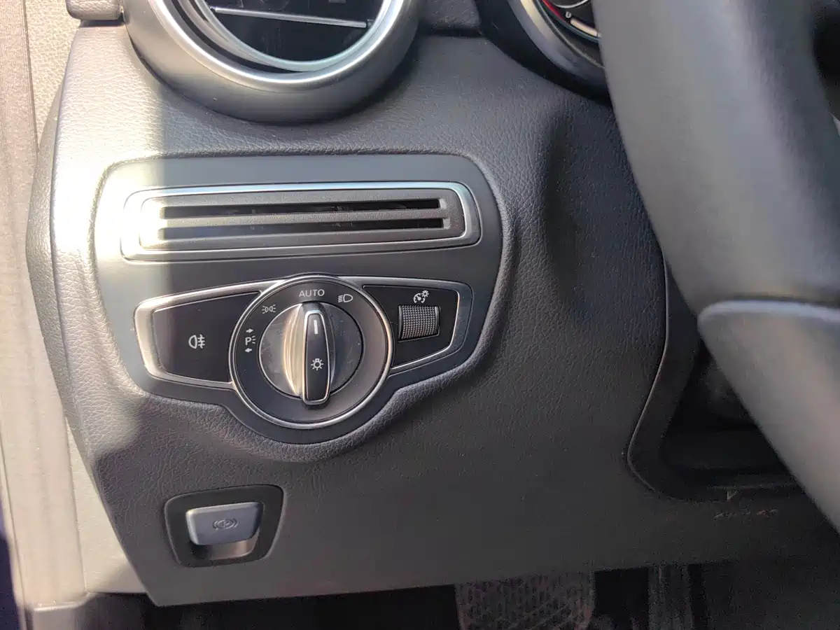 Mercedes-Benz GLC 2021 GLC 300 L 4MATIC Sporty фото 6