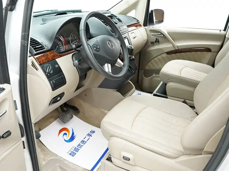 Mercedes-Benz Viano 2013 3.5L Haochi Edition фото 5