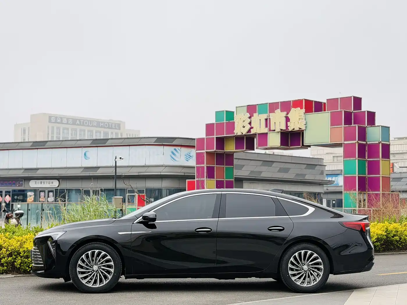 Buick LaCrosse 2023 28T Premium Edition фото 3