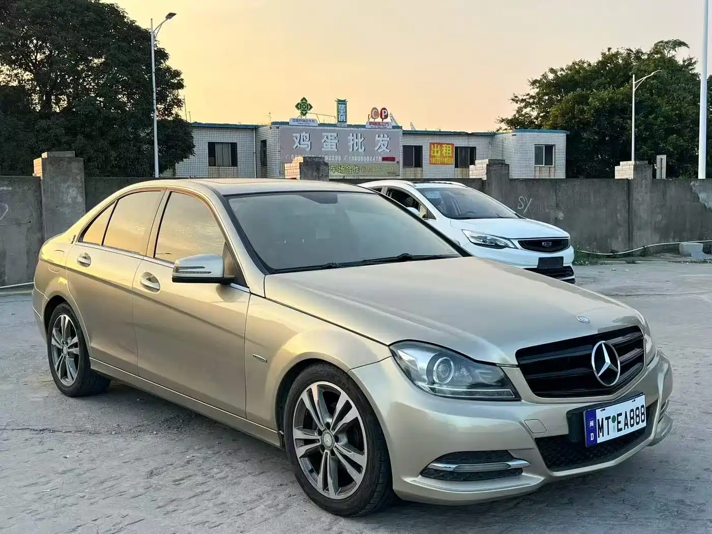 Mercedes-Benz C-Class 2011 C 180K Classic фото 3