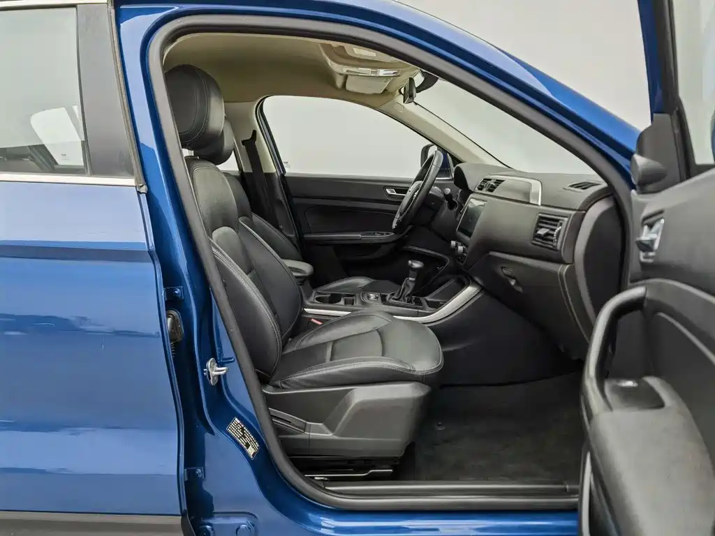 Qoros 5 2019 2018 Facelift 1.6T Automatic Leading