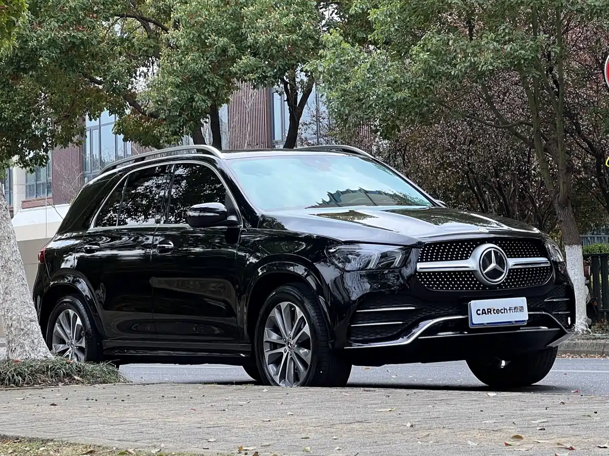 Mercedes-Benz GLE 2023 GLE 350 4MATIC Fashion фото 3