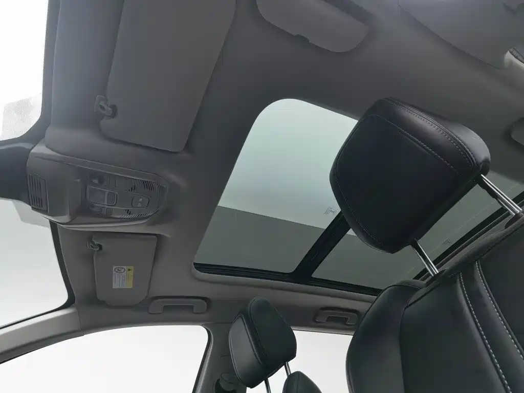 صورة 14 - Peugeot 4008