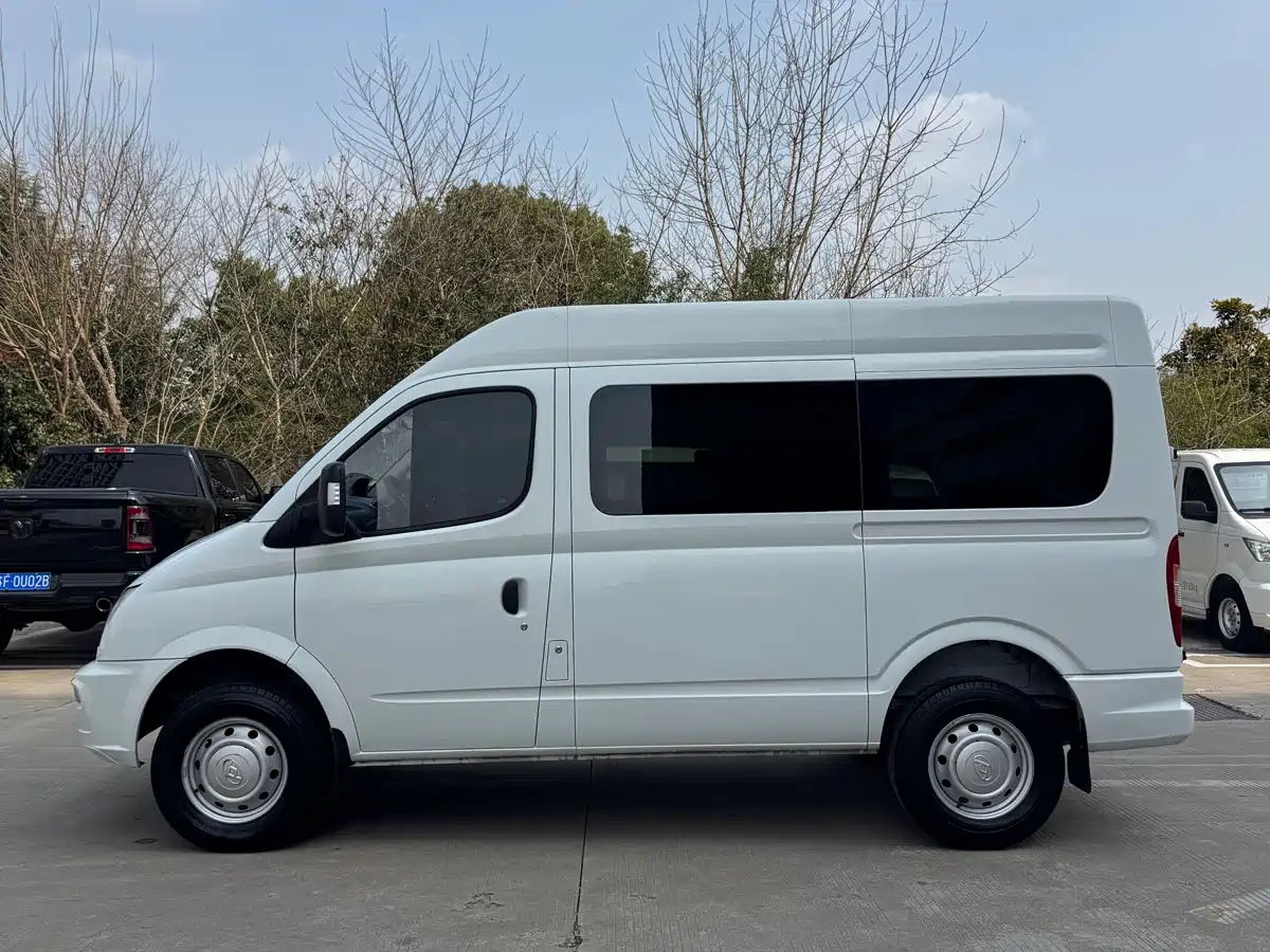 SAIC MAXUS XINTU V80