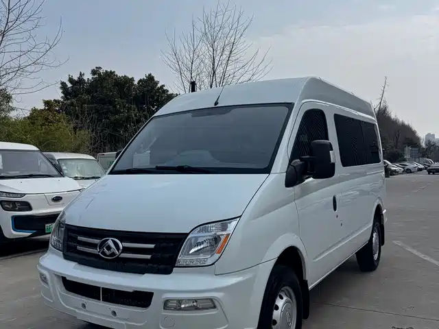 saic-maxus xintu-v80