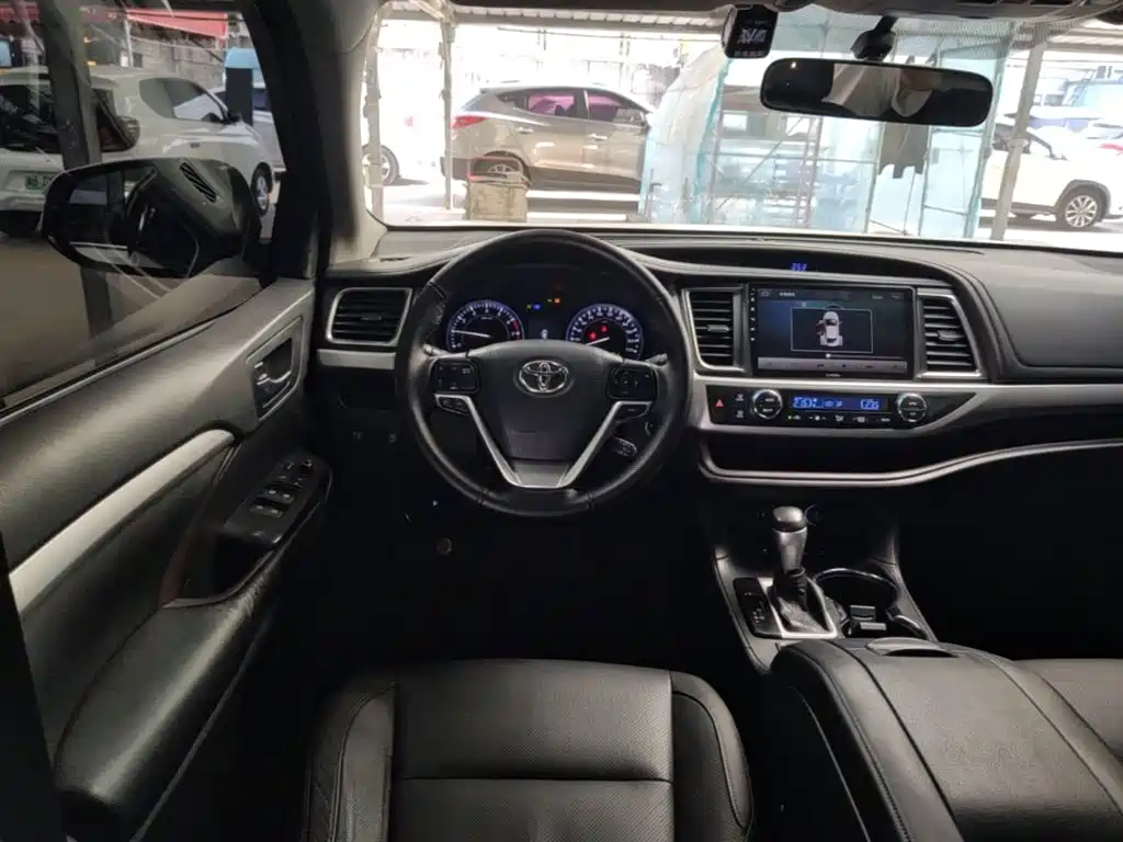 Toyota Highlander 2015 2.0T AWD Luxury Edition 7-seater фото 11